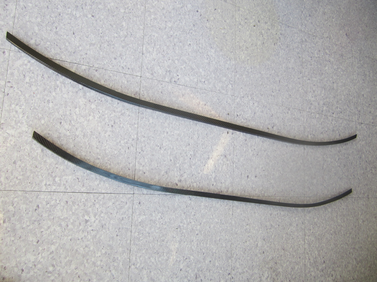 エスプリ GTウィング052用ガーニーフラップ 1800mmタイプ(ウェット